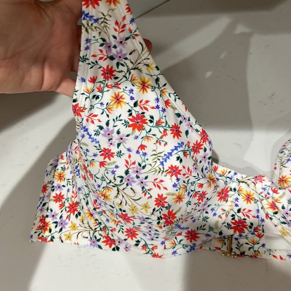 3x 24w-26w beautiful floral bikini ❤️🔥 NWT time and tru - Picture 3 of 15